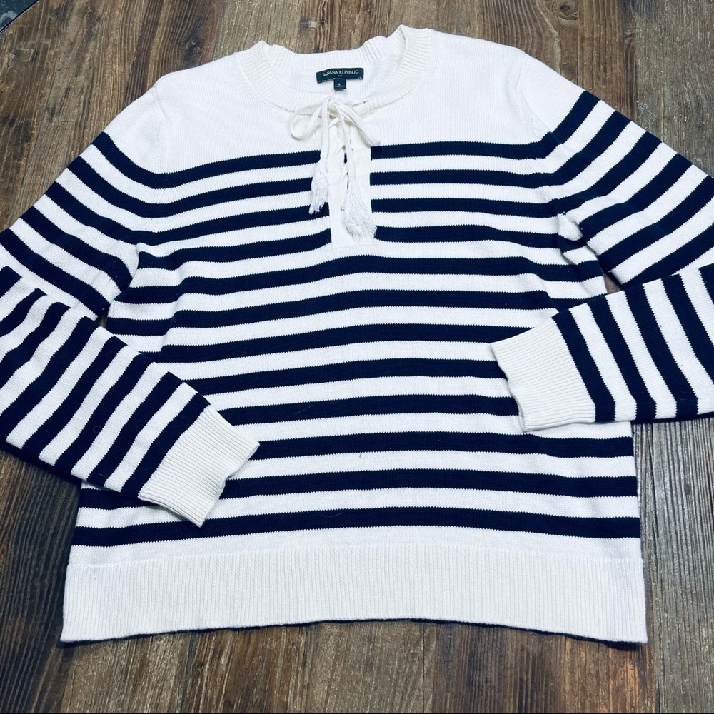 Banana Republic Ivory & Navy Stripe Nautical Lace Up Front Pullover Sweater L - Picture 1 of 9